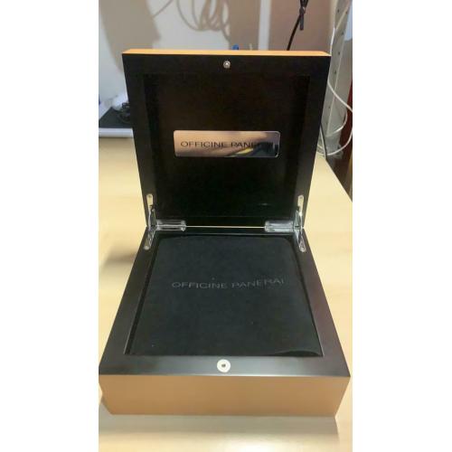 Boîte / Box Montre Panerai 100% original comme neuve