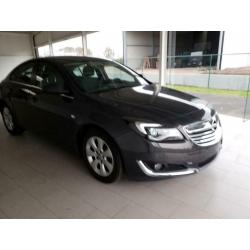 Opel insignia eco diesel bj 2015 slechts 17800km super mooi