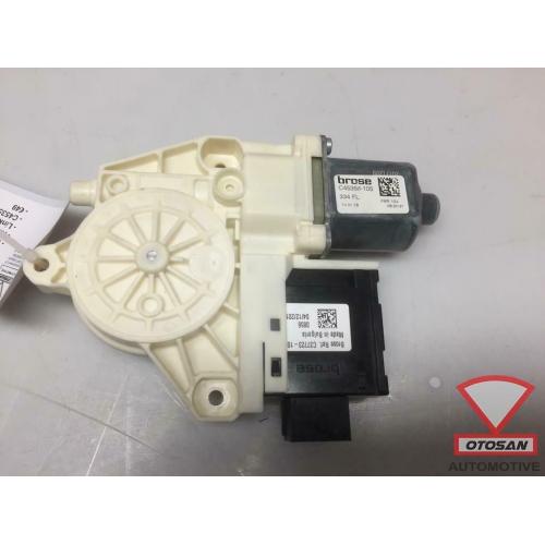 VW Jetta 2006 Raammotor Portier + Module Rechts 1K5839402B