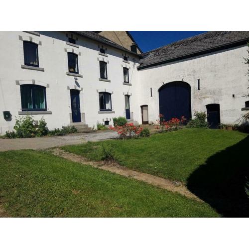 Vakantiehoeve voor 10 personen met sauna en omheinde tuin