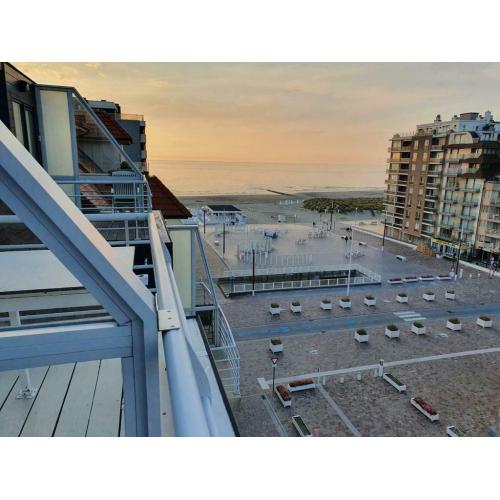 Studio aan zee /zeezicht nieuwpoort/bad voor 2 pers.