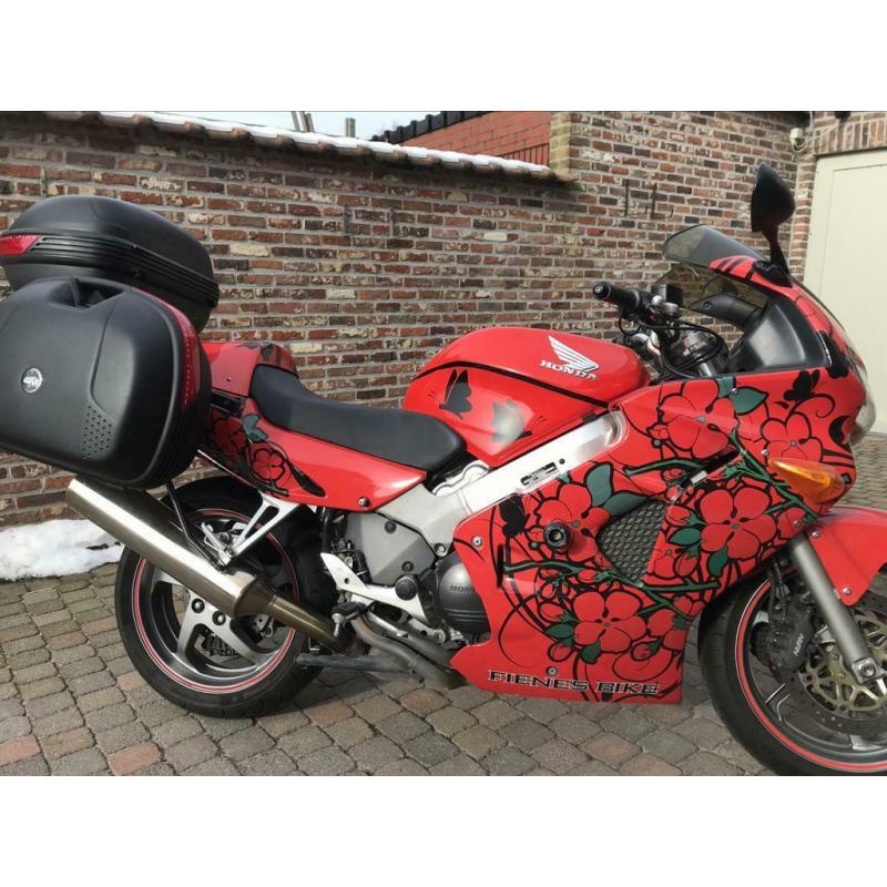 Honda Vfr800i wrapt