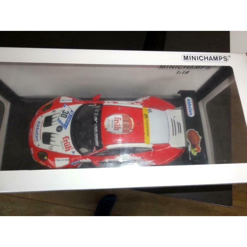 Porsche 911 GT3 R-1/18 minichamps
