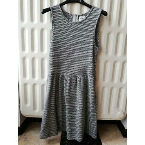 Lichtgrijs kleedje Only