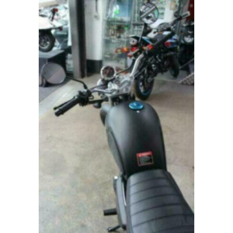 HANWAY RAW cafe racer B klasse mat zwart nieuwe brommer