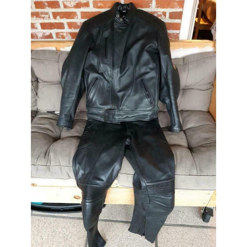 Motorpak Richa 2 delig leder