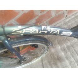 Mannen en dames fiets