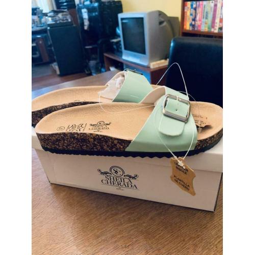 Chaussons vert menthe 37 semelle cuir