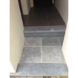 Paveur , carreleur tel:0486839008