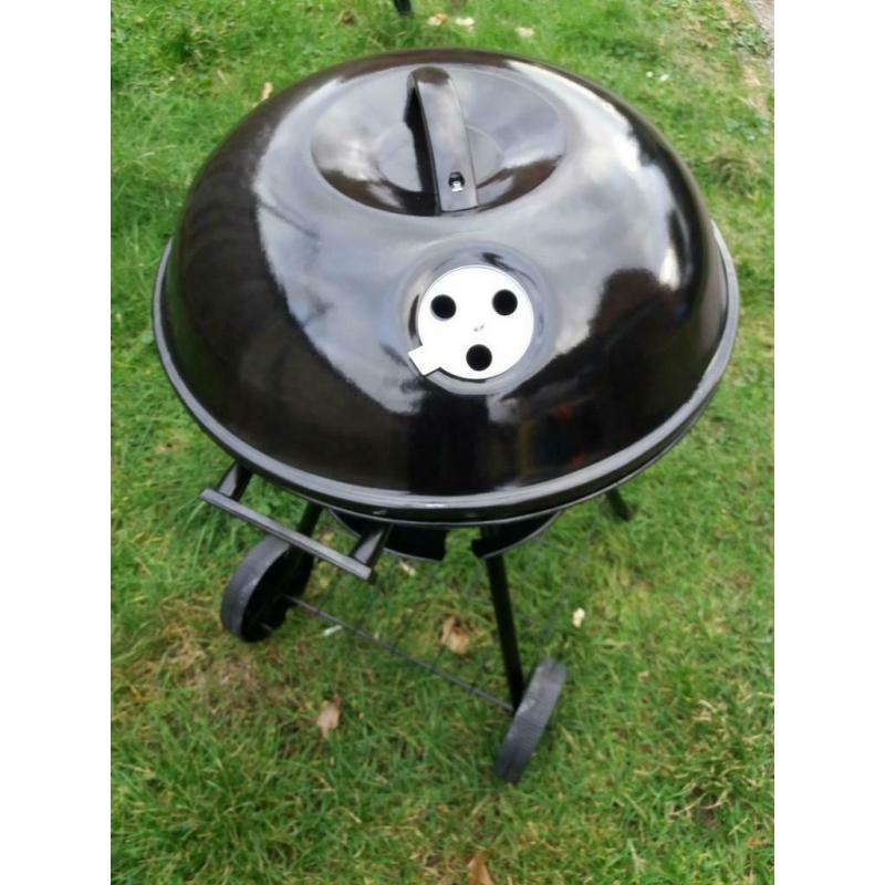 Ongebruikt Houtskoolbarbecues B=44×44.H=72 cm.Nieuw
