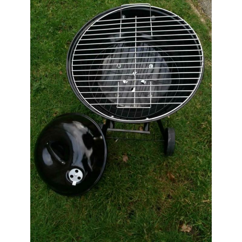 Ongebruikt Houtskoolbarbecues B=44×44.H=72 cm.Nieuw