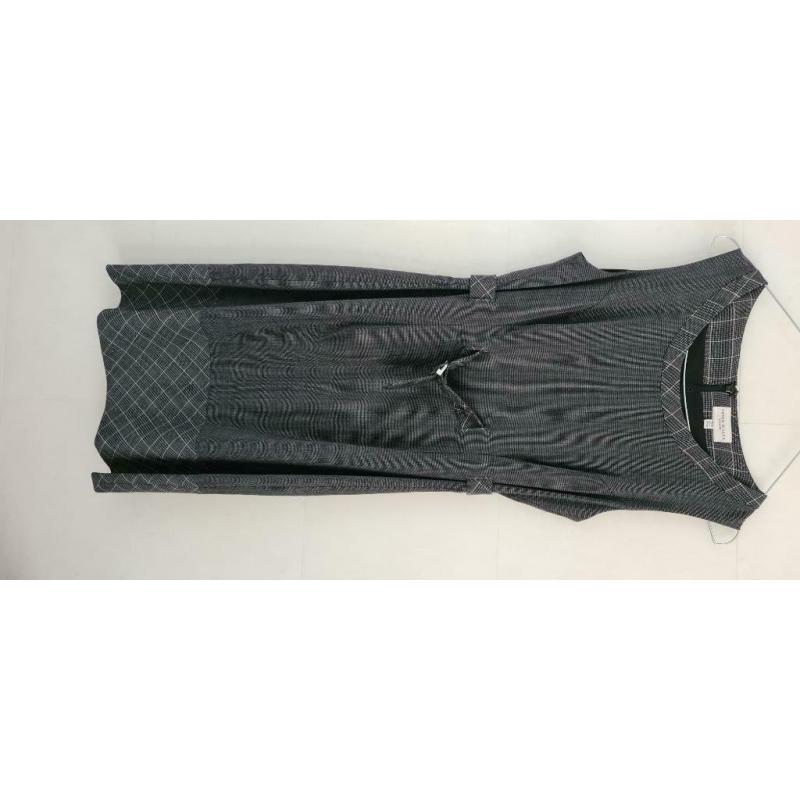 Karen Millen robe