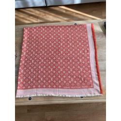 Louis Vuitton châle monogramme