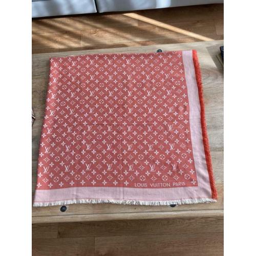Louis Vuitton châle monogramme