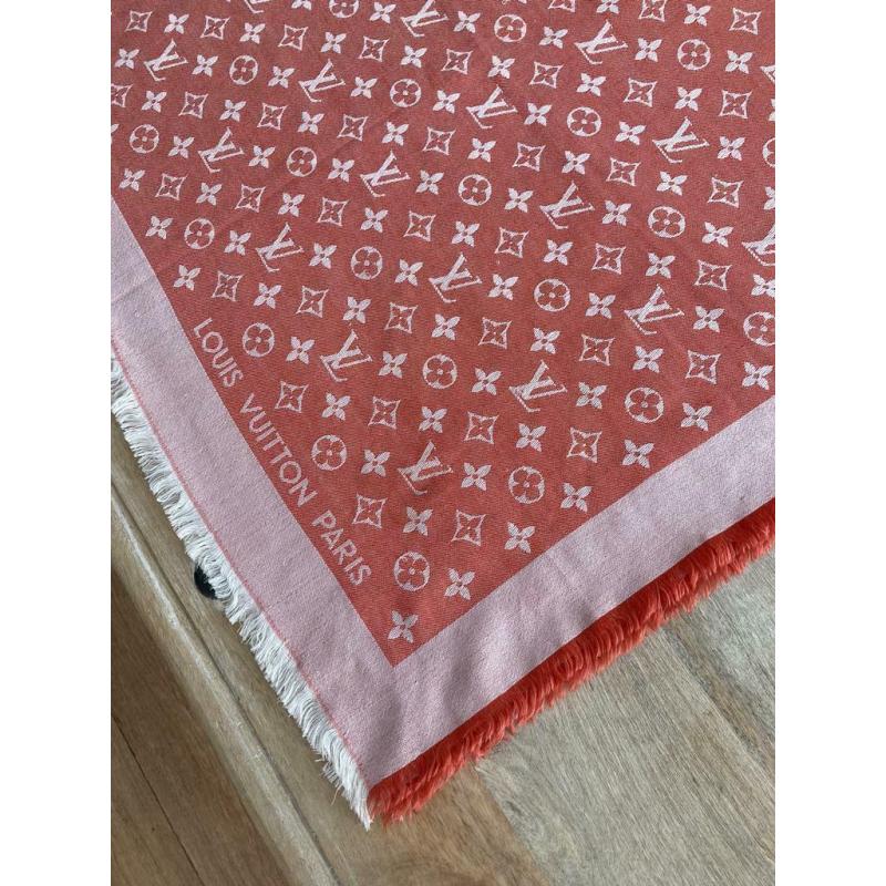 Louis Vuitton châle monogramme