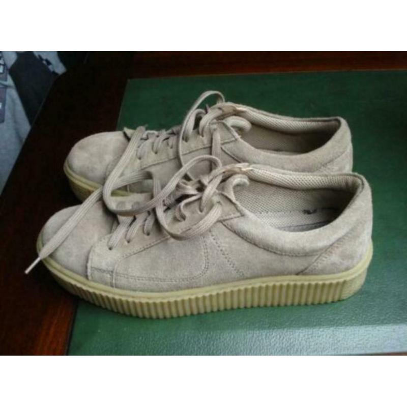 Schoenen, jongens/heren. mt 39