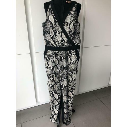 Zwarte jumpsuit met slangenmotief maat M/L