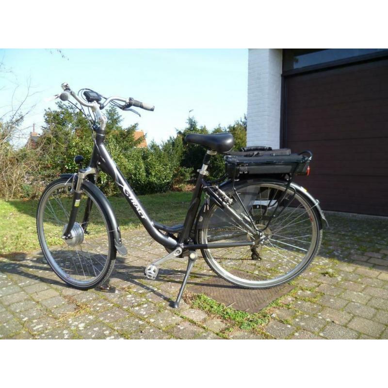 electrische damesfiets in zeer goede staat