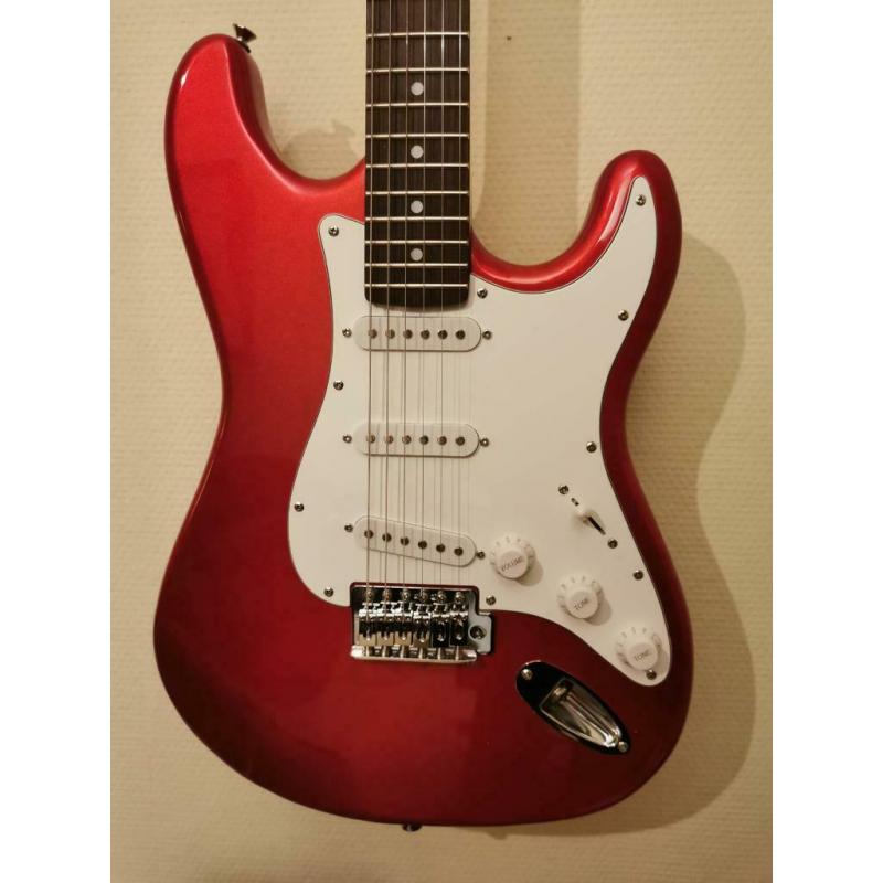 SX stratocaster (optie Laney versterker)