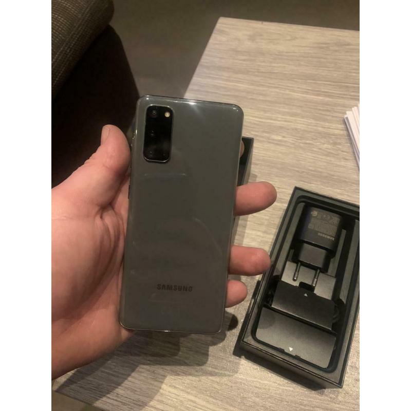 Samsung s20 128gb met nog meer dan jaar garantie