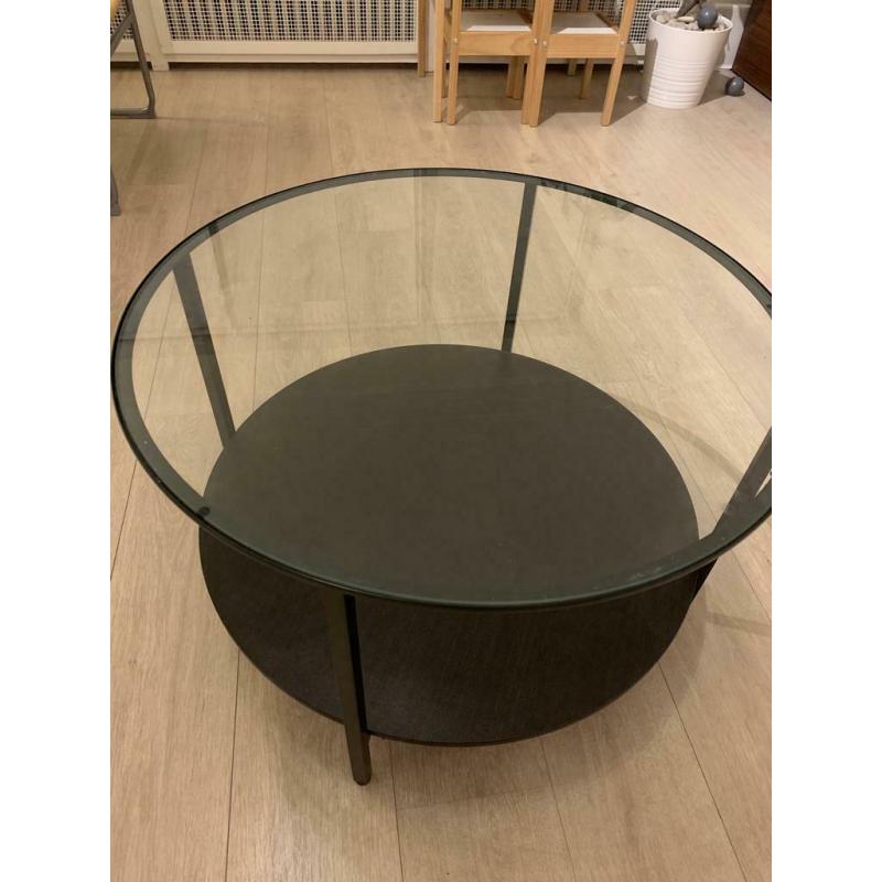 Salontafel met glas blad (IKEA)