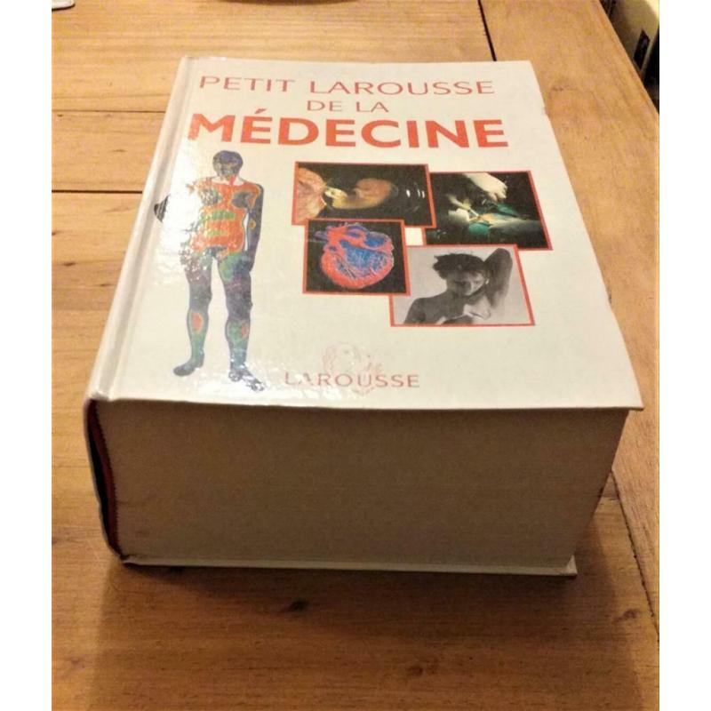 Petit Larousse de la Médecine