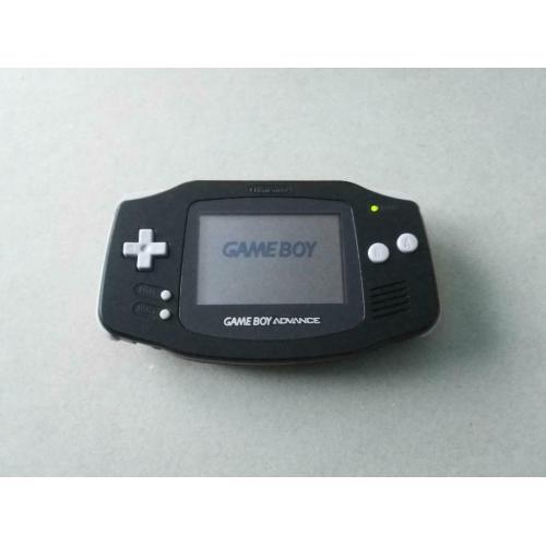 Game Boy Advance + 2 Jeux