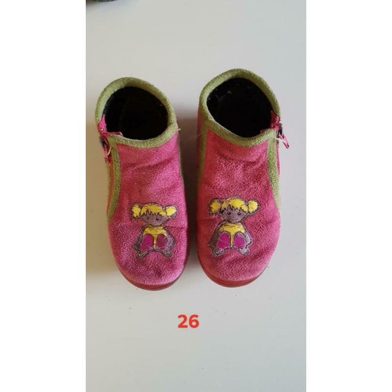 Meisjespantoffel Maat 33/30/28/26/25 vanaf 1€ stuk